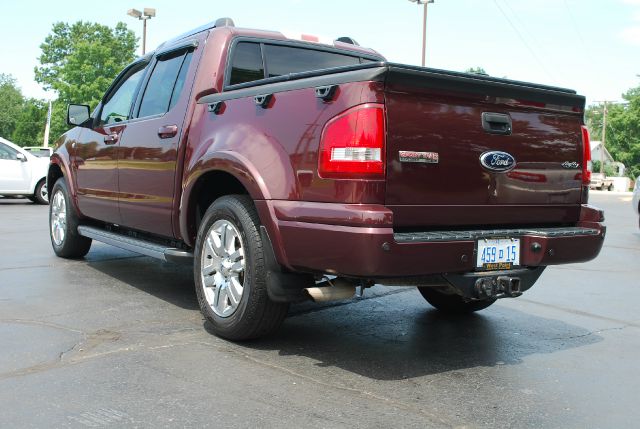 2007 Ford Explorer Sport Trac 2dr LWB