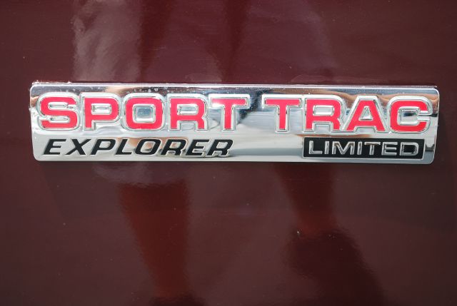 2007 Ford Explorer Sport Trac 2dr LWB