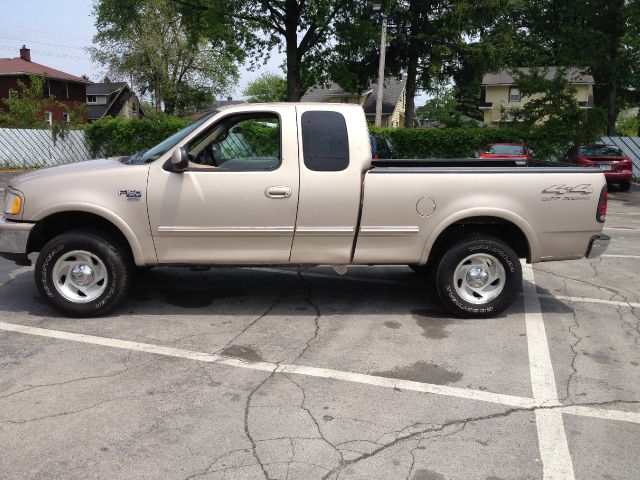 1998 Ford F-150 SLT 1 Ton Dually 4dr 35