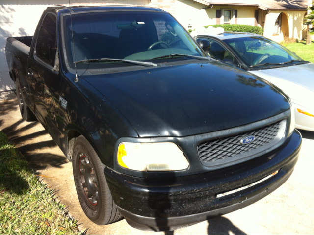 1998 Ford F-150 103 WB XLT