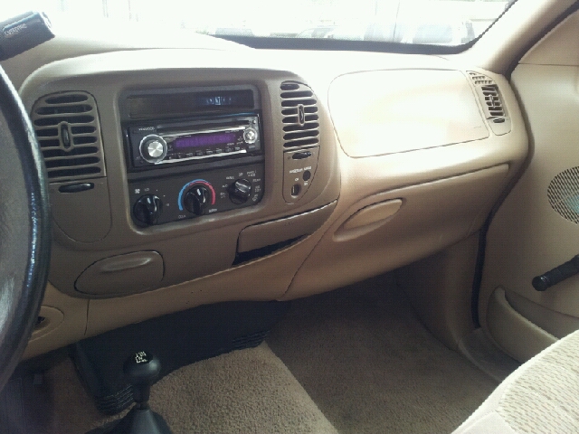 1998 Ford F-150 SLT 1 Ton Dually 4dr 35