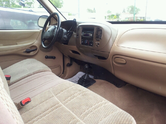 1998 Ford F-150 SLT 1 Ton Dually 4dr 35