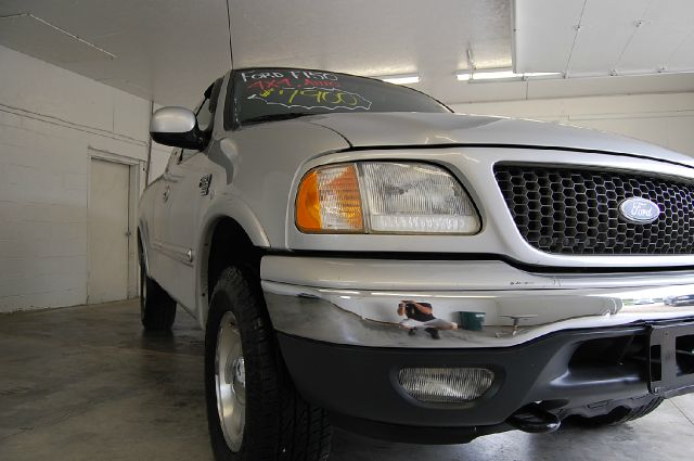 2001 Ford F-150 SLT 1 Ton Dually 4dr 35