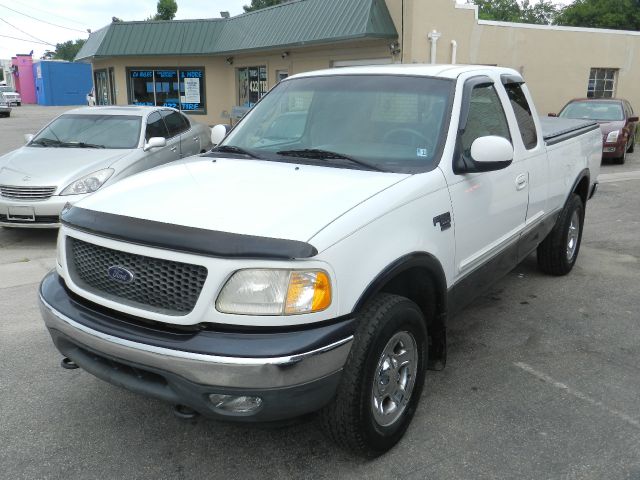2001 Ford F-150 Sport Hard Top