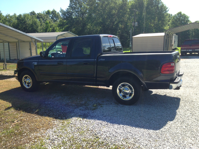 2001 Ford F-150 Club Cab 131 WB