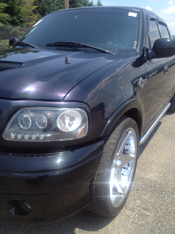 2002 Ford F-150 SLT 1 Ton Dually 4dr 35