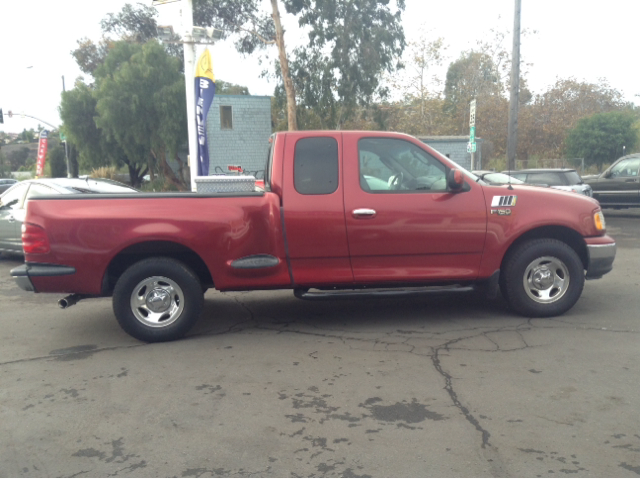 2003 Ford F-150 SLE 5.3L V8 4WD 9 Passenger ABS TC