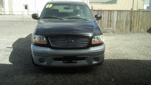 2003 Ford F-150 SLT 1 Ton Dually 4dr 35