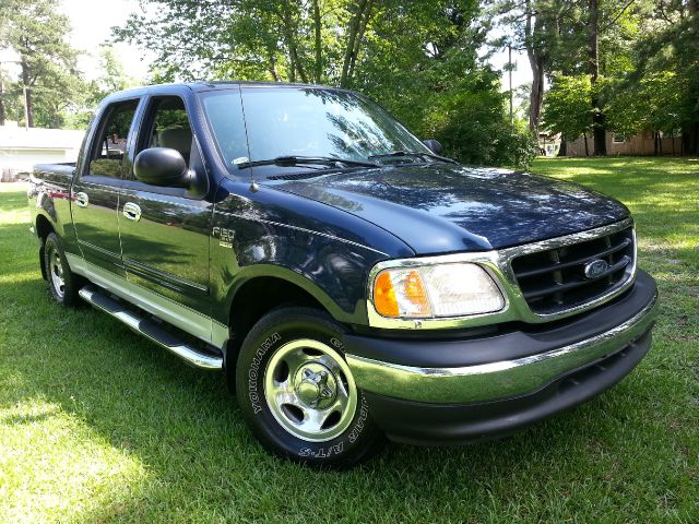 2003 Ford F-150 SL Short Bed 2WD