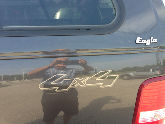 2005 Ford F-150 XL 2WD Reg Cab