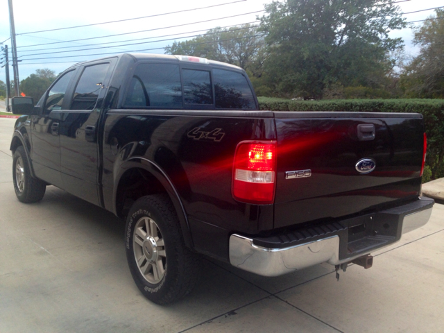 2005 Ford F-150 XLT Supercrew Short Bed 2WD