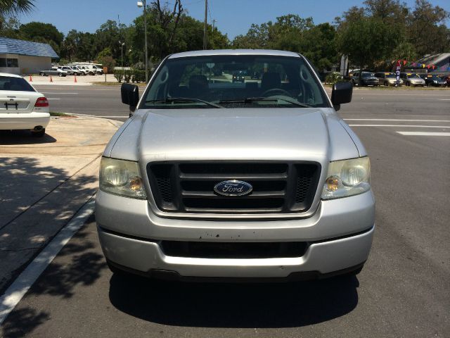 2005 Ford F-150 29