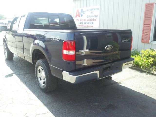 2006 Ford F-150 XL 2WD Reg Cab