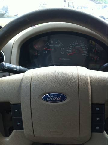2006 Ford F-150 XLT Supercrew Short Bed 2WD