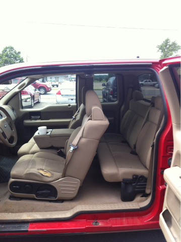 2006 Ford F-150 XLT Supercrew Short Bed 2WD