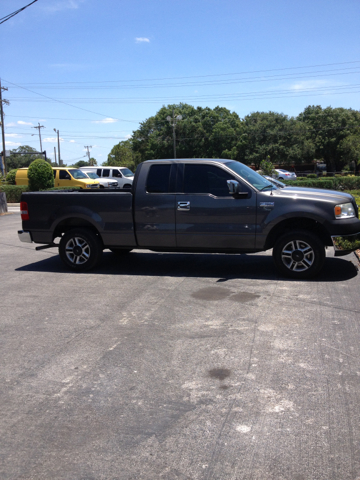 2006 Ford F-150 SLE- 4X4