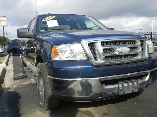 2007 Ford F-150 XLT Supercrew Short Bed 2WD