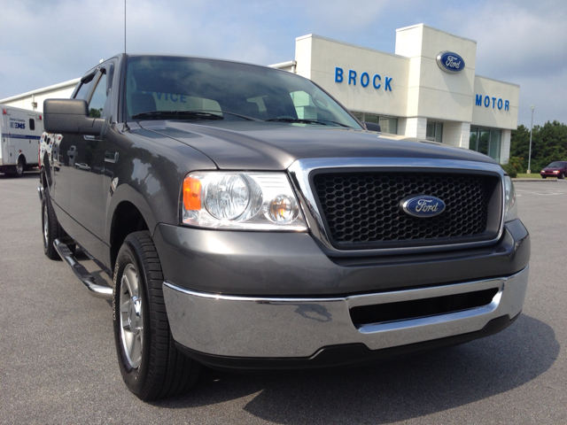 2008 Ford F-150 SL Short Bed 2WD