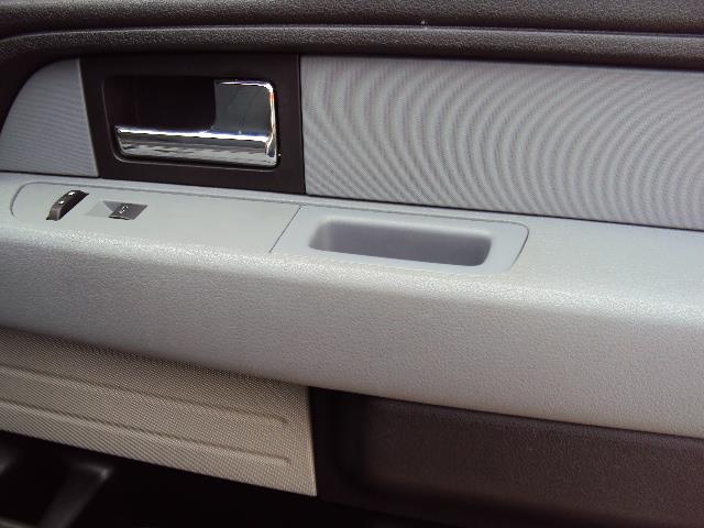 2012 Ford F-150 SLT 1 Ton Dually 4dr 35