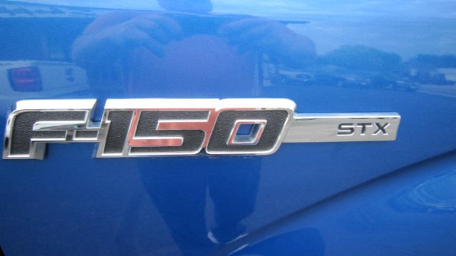 2013 Ford F-150 Crewcab 4X4 Kingranch