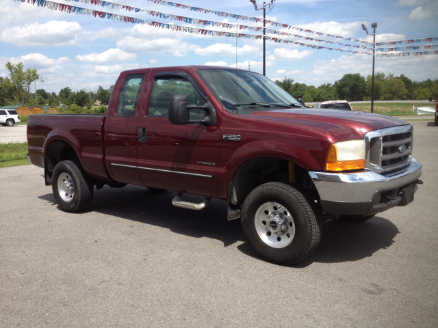 2000 Ford F-250 SD SLT 1 Ton Dually 4dr 35