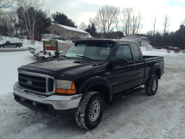 2001 Ford F-250 SD SLT 1 Ton Dually 4dr 35