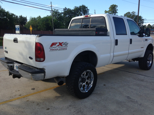 2004 Ford F-250 SD SLE Tx Edition