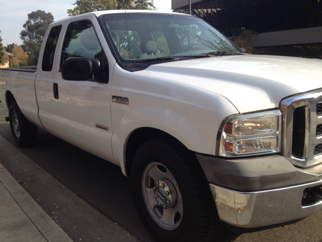 2006 Ford F-250 SD GS 43