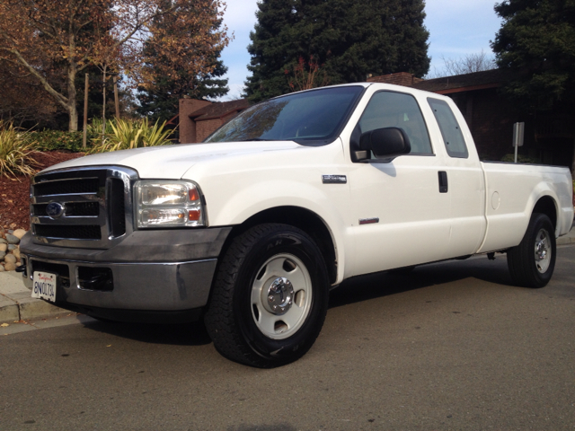 2006 Ford F-250 SD GS 43