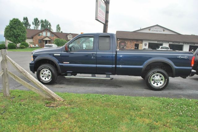 2005 Ford F-250 Super Duty T6 AWD Leather Moonroof Navigation