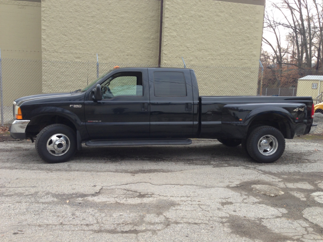2000 Ford F-350 SD SL - Extra Clean LIKE NEW