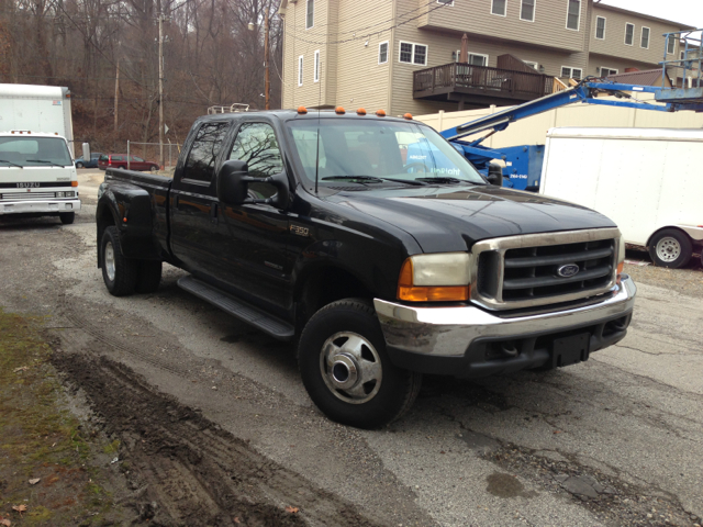 2000 Ford F-350 SD SL - Extra Clean LIKE NEW