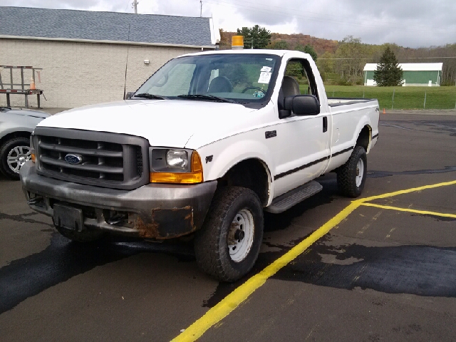 2001 Ford F-350 SD Crew Cab Short Box 2-wheel Drive SLE