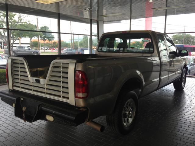 2005 Ford F-350 SD SLE- 4X4