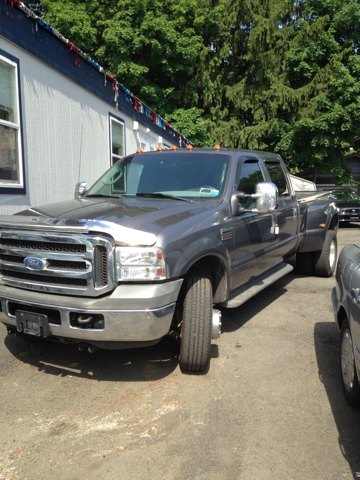 2005 Ford F-350 SD 2009 Nissan Touring