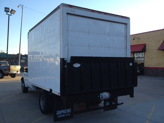 2006 Ford F-350 SD 2009 Nissan Touring