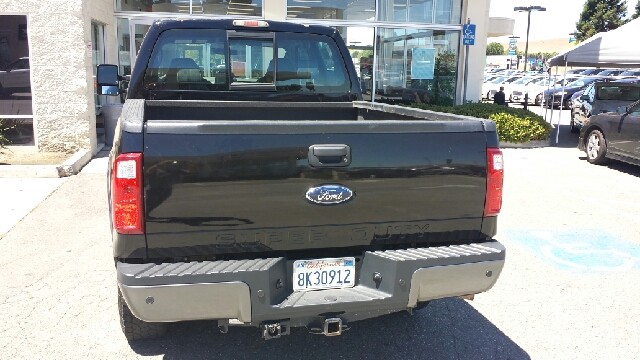 2008 Ford F-350 SD Supercab Flareside Short Bed 4WD