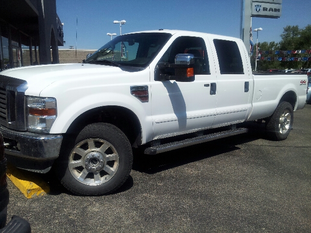 2009 Ford F-350 SD FWD 4dr SE