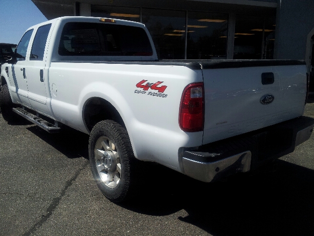 2009 Ford F-350 SD FWD 4dr SE