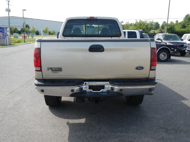 2001 Ford F-350 Super Duty T6 Sport Utility 4D