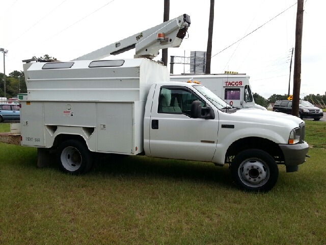 2003 Ford F-450 SD Riviera