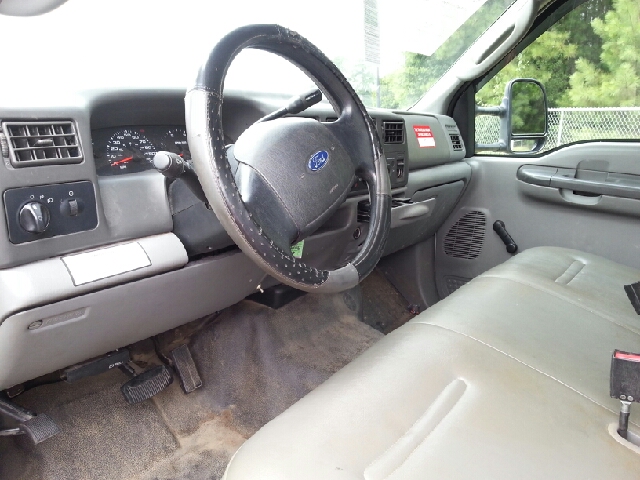 2003 Ford F-450 SD Riviera