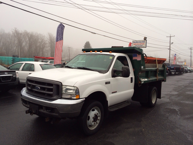 2004 Ford F-550 V8 CXS