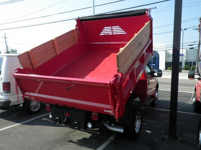 2004 Ford F-550 W/1sg