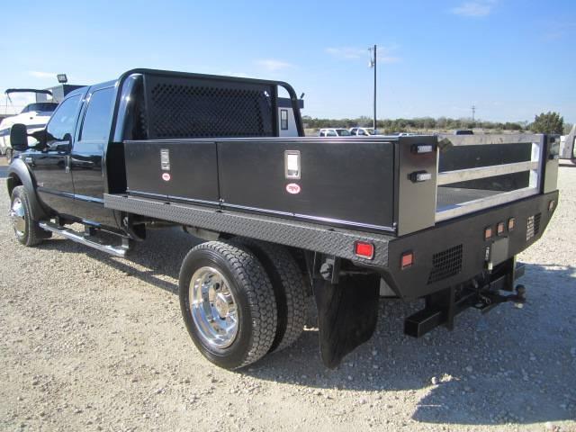 2005 Ford F-550 4WD Crew Cab Short Box SLE