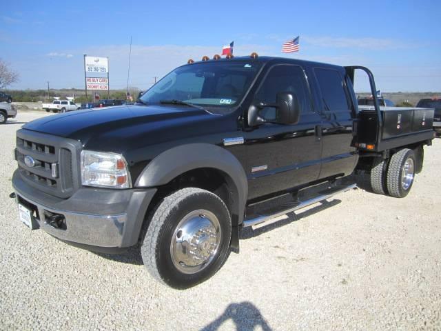 2005 Ford F-550 4WD Crew Cab Short Box SLE