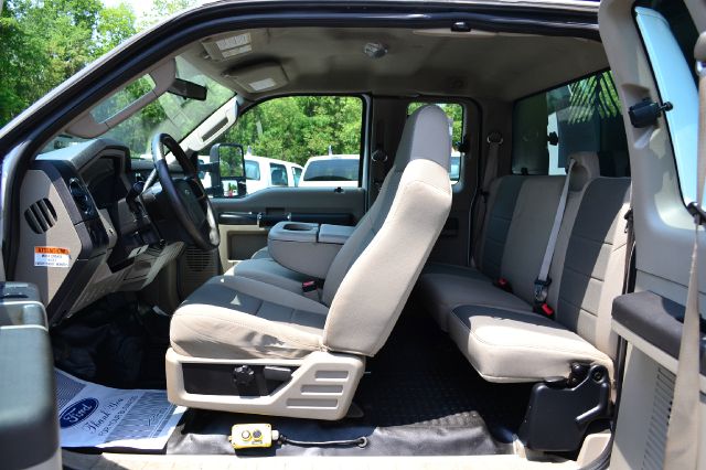 2008 Ford F-550 2500 CREW CAB 4x4