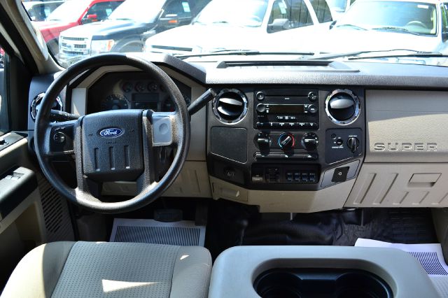 2008 Ford F-550 2500 CREW CAB 4x4