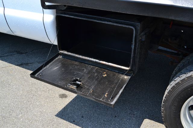 2008 Ford F-550 2500 CREW CAB 4x4