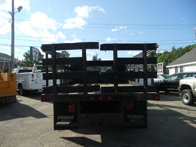 2006 Ford F-550 4X4 RACKBODY 530i Sport Package